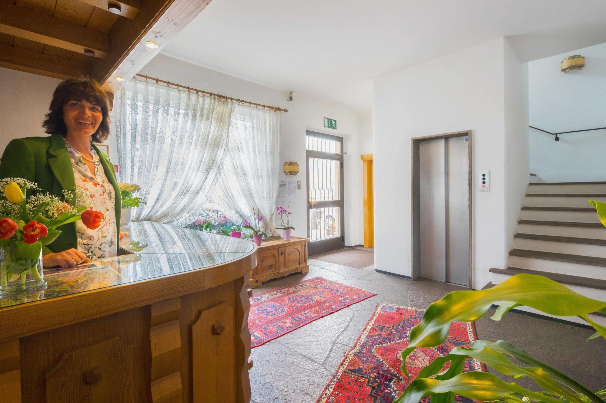 Hotel Rentschnerhof Болзано Екстериор снимка